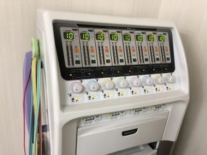 ヘルニア治療機器